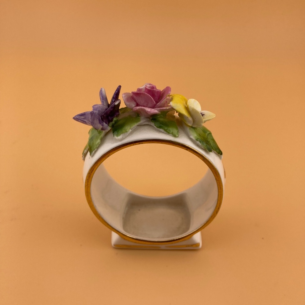 Napkin Rings Bone China Collectible 6 - Picture 9 of 16